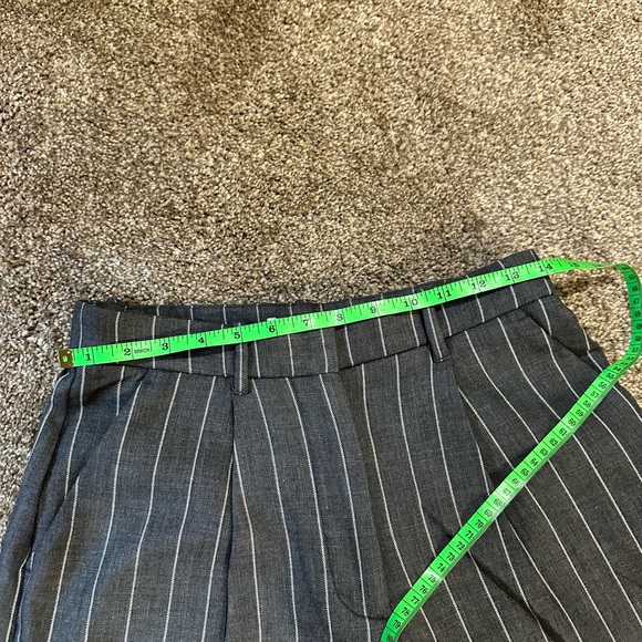 Abercrombie & Fitch Gray Pinstripe Trousers - Picture 6 of 11